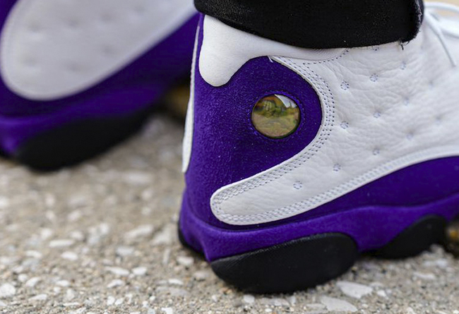 紫金王朝球鞋,科比球鞋下架后鞋贩子怎样了