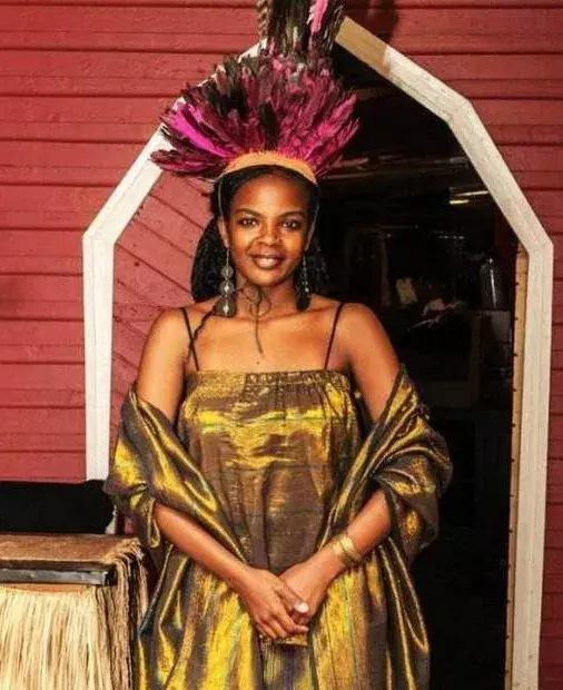 为什么非洲喜欢让中国人当酋长？（以及能娶几个老婆）