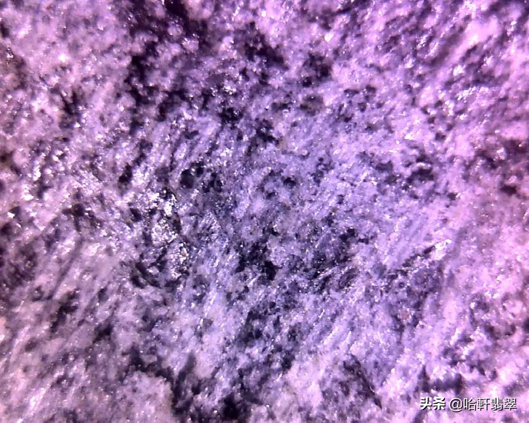 如何轻松分辨翡翠中的“小鲜肉”和“老腊肉”？