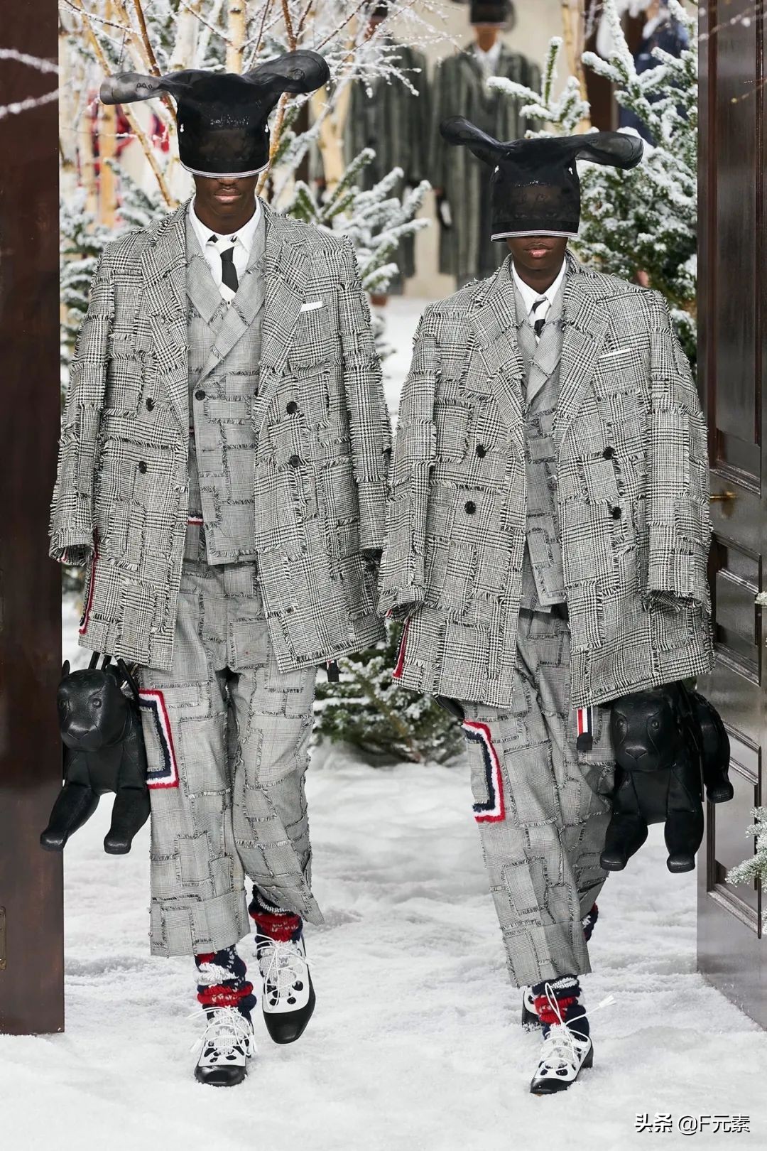 thombrowne动物园卫衣,thombrowne