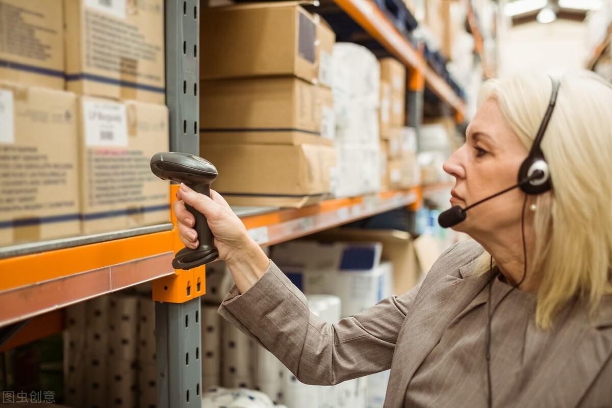 传统仓库和智能仓储存在的缺陷,仓库管理模式落后怎么解决