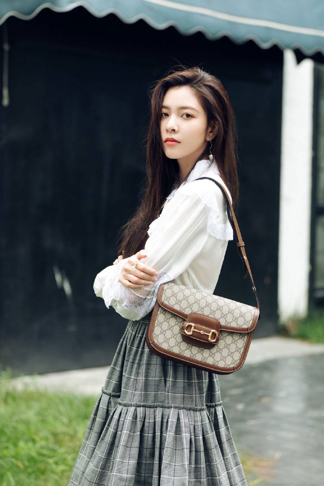 腋下包女款新款,明星同款腋下包推荐