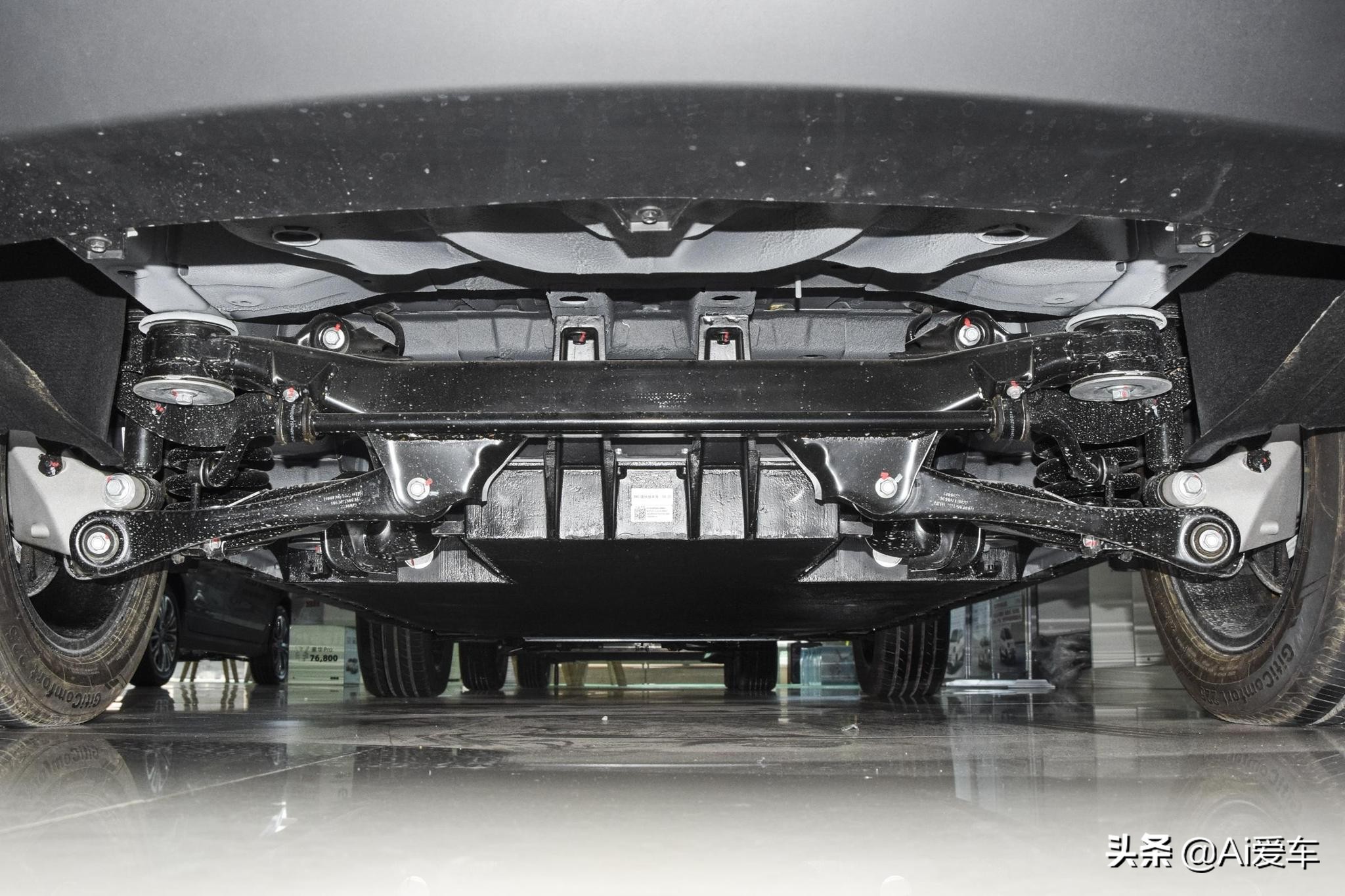 远志m1新能源七座空间如何,远志m12021款7座长续航行政版