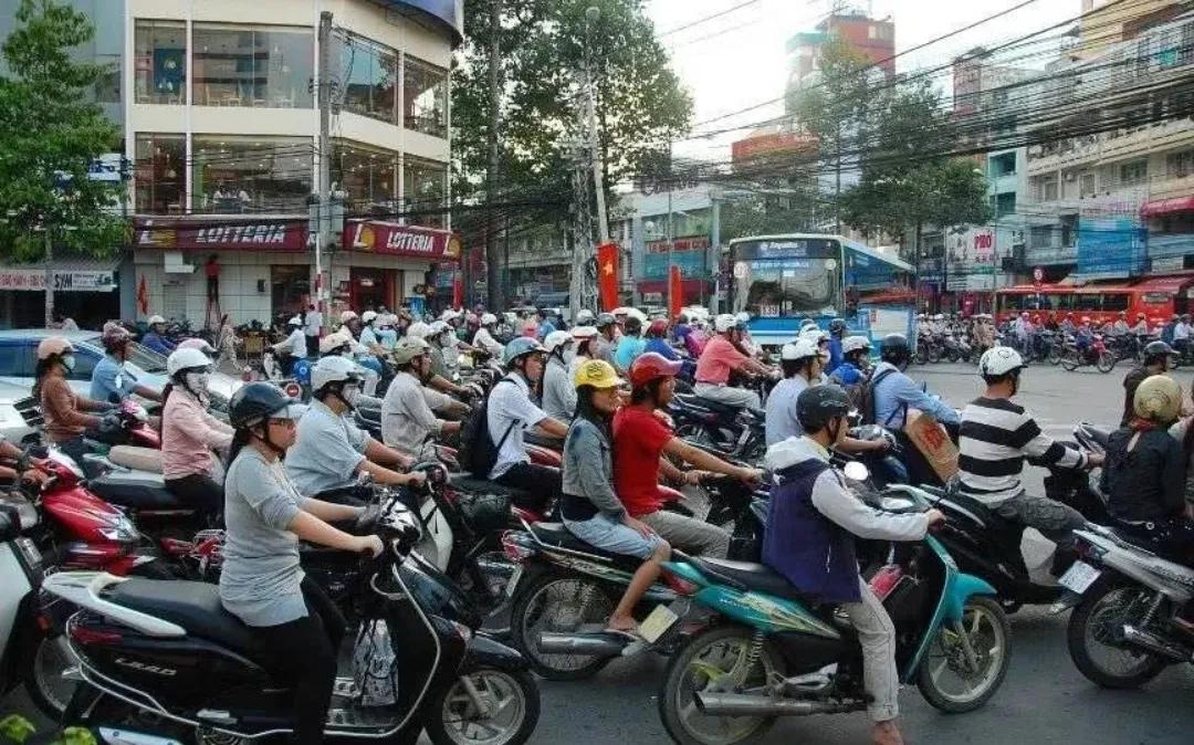 真实的越南现在的生活 (带你深入了解越南)