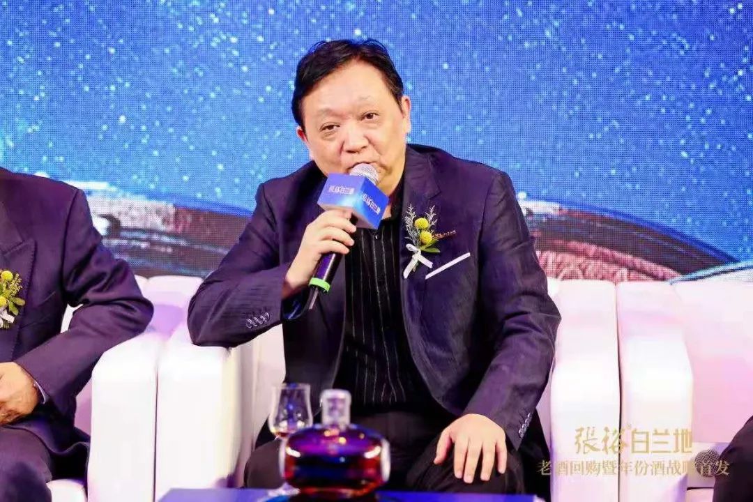 张裕白兰地老酒价格,四十年张裕金奖白兰地多少钱了