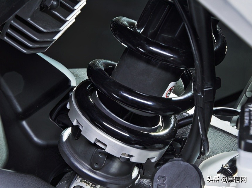 2018款本田cb1000r看点集合,本田大黄蜂cb1000r2012年款