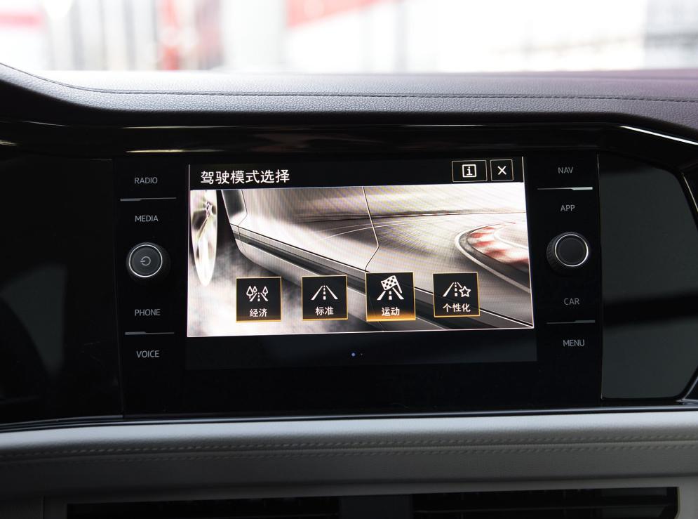 10万左右的速腾现在是什么配置,10万大众速腾2021款