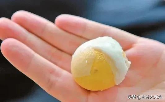 女性湿气太重是刮痧还是拔罐好,中医祛湿红豆