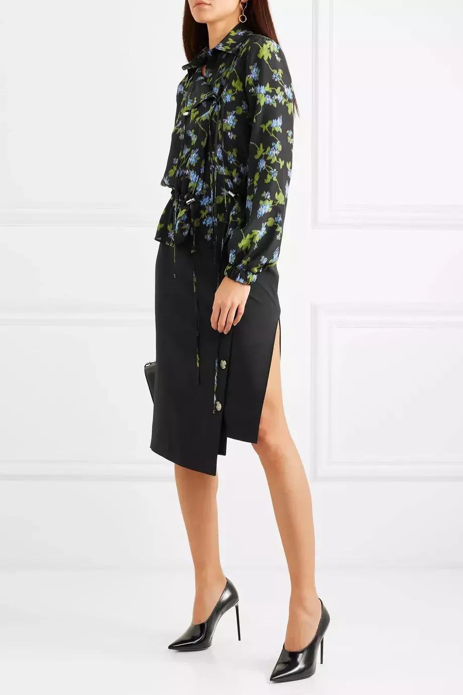 经典大衣的多种时髦穿法,裙摆大衣怎么穿好看