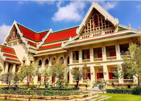 现在在泰国旅游穿什么衣服,泰国穿什么颜色衣服好看