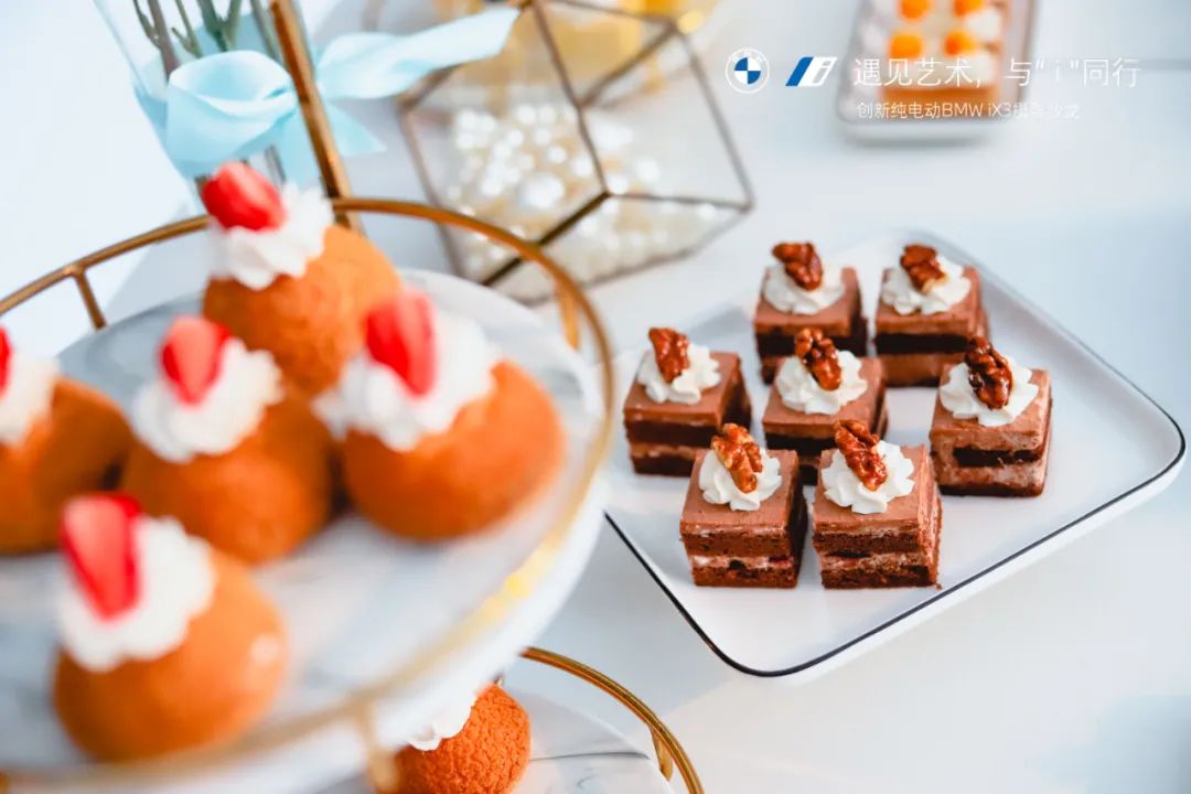 济南万宝行创新纯电动BMWiX3摄影沙龙圆满结束