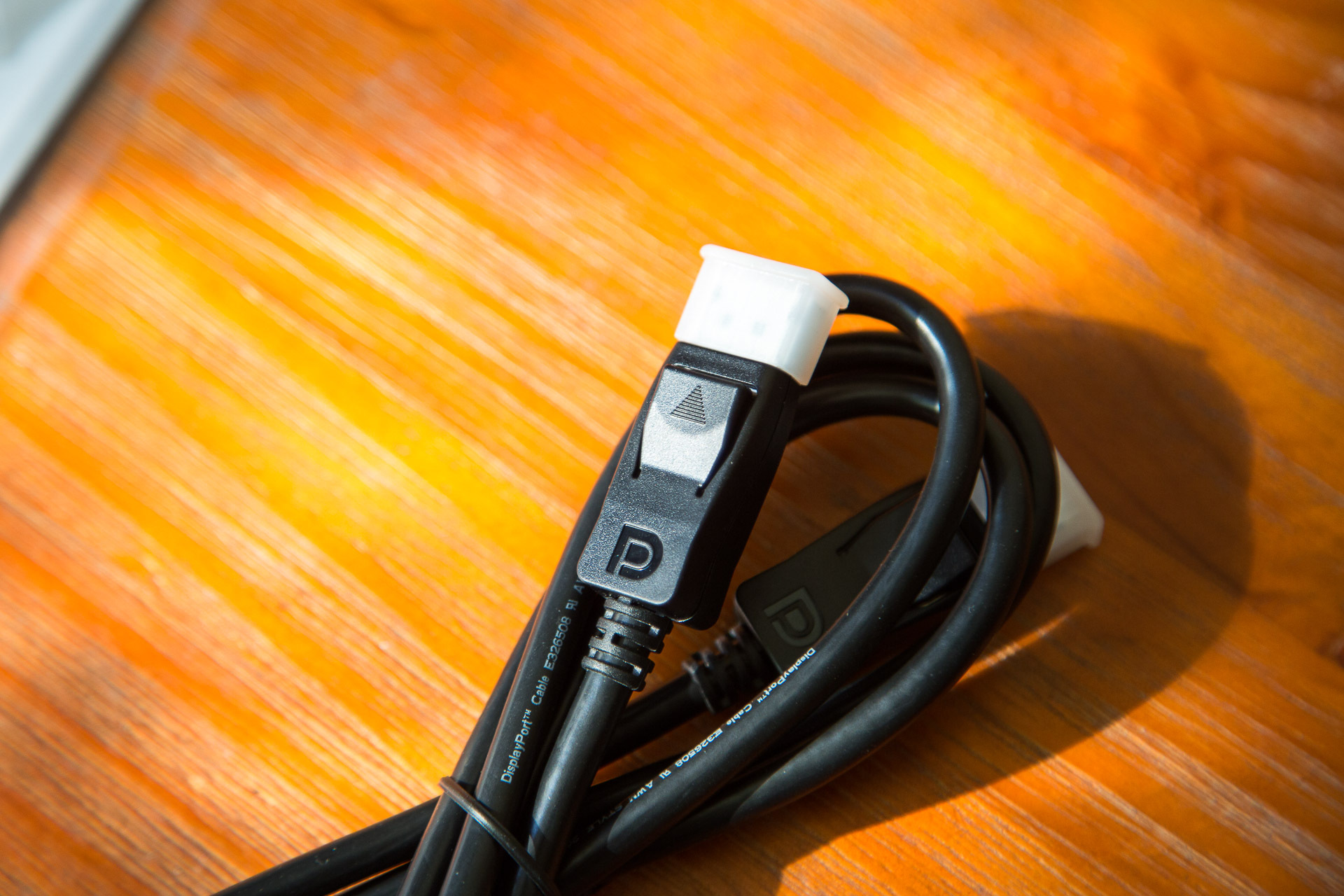 240hz刷新率跟165hz刷新率区别大吗,240hz1k卓威