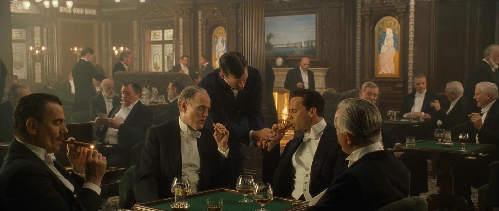 除了爱情,《泰坦尼克号》还是一篇跨阶层爽文