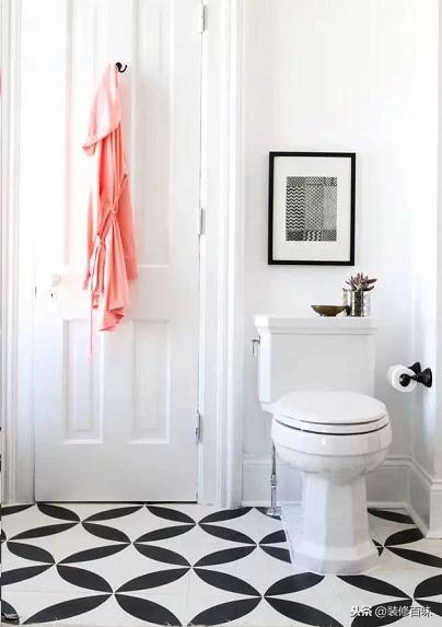 家里玻璃胶发黑了怎么重新弄,家里的玻璃胶发黑怎么清洗