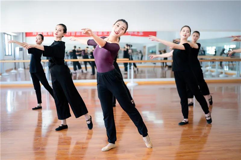 实训设备齐全,实训设备口碑好