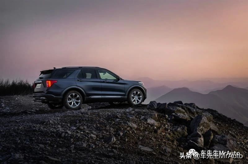 福特探险者和大众途昂四驱测试,福特探险者途昂和昂科旗对比