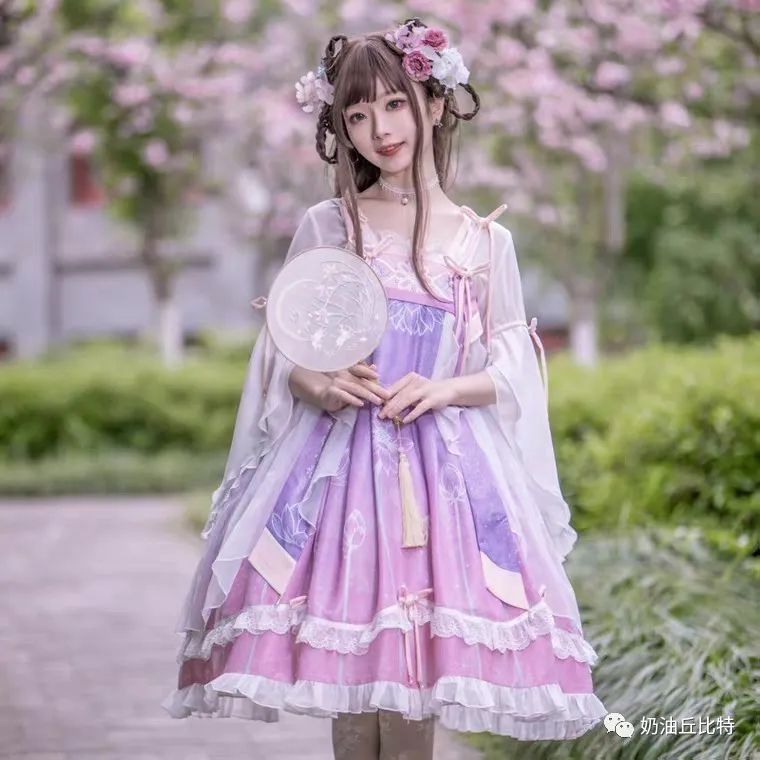 洛丽塔浪漫深情,洛丽塔心动告别