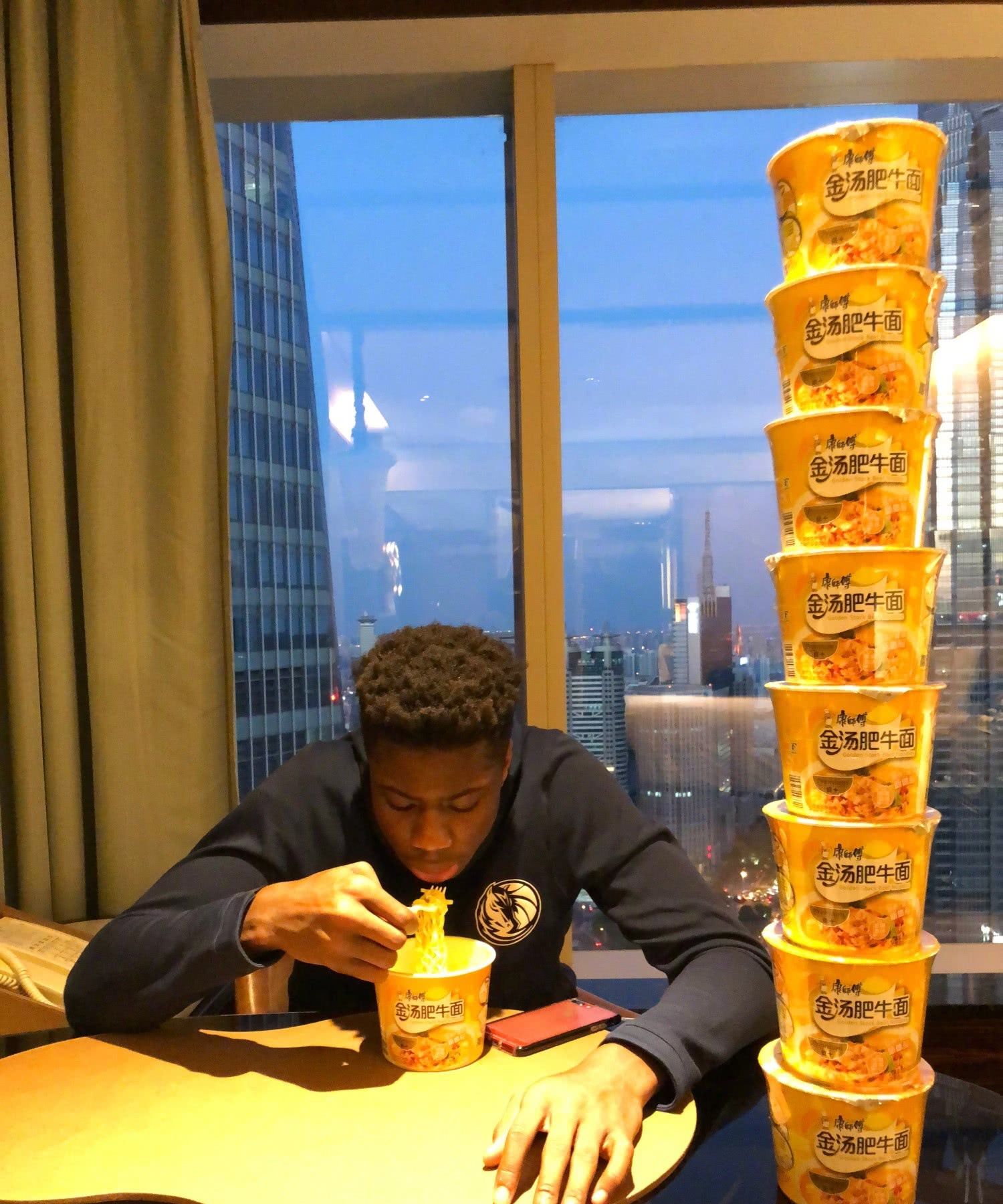 nba球员詹姆斯多大,詹姆斯在nba有多强壮