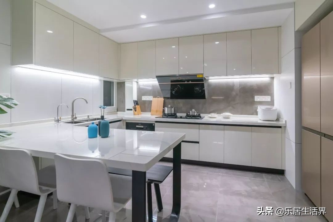 二胎妈妈太用心!89m²三室两厅里,塞下足足36m³储物空间