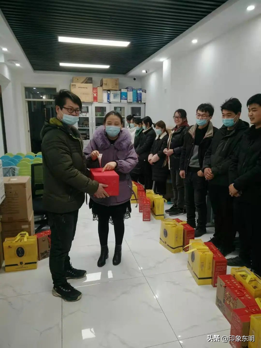 梅花香自苦寒来丰润,梅花香自苦寒来梅花本身就是香的