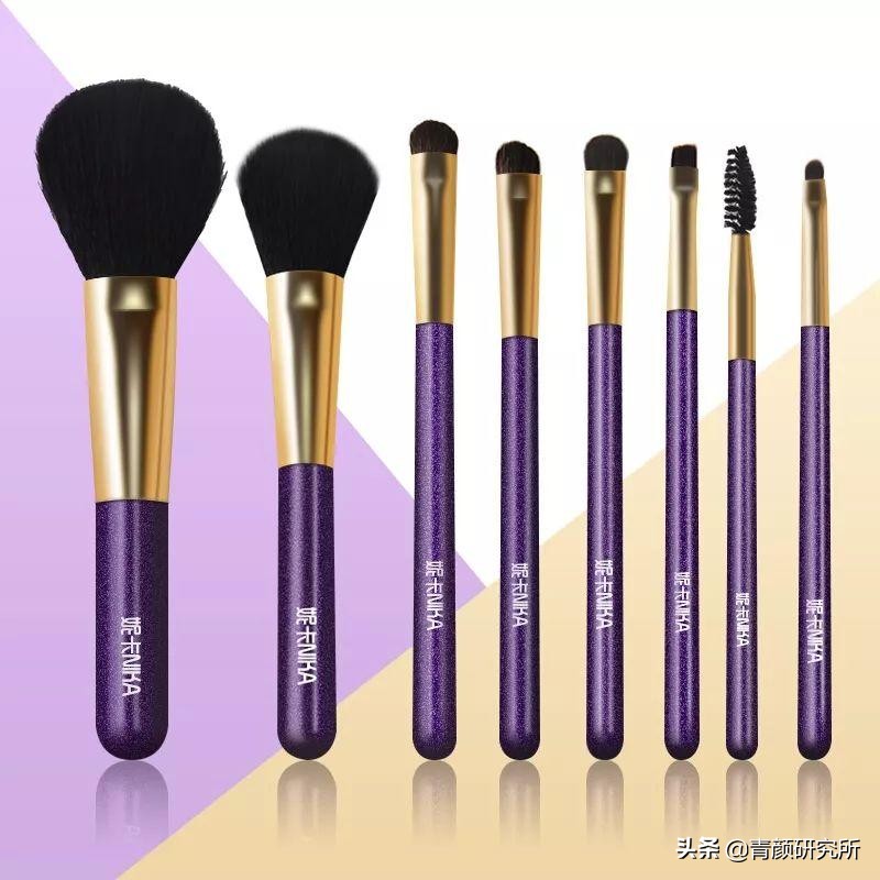新手化妆入门化妆刷,入门级化妆教程彩妆