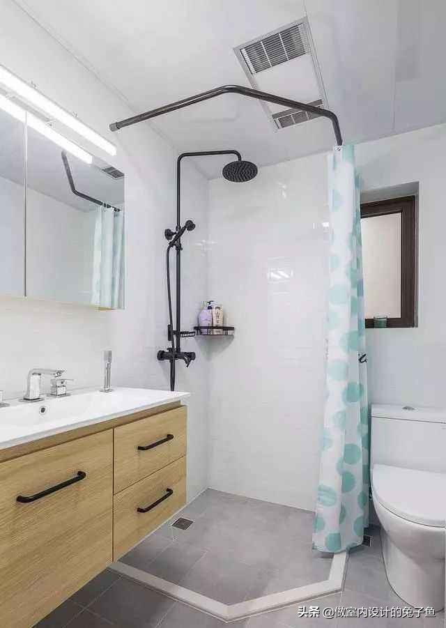 卫生间洗漱台马桶怎么布局,卫生间淋浴马桶洗漱台位置设计