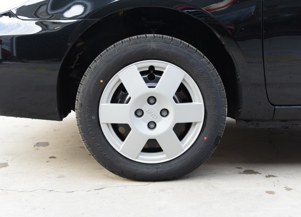 国六排放2轴车,4.78万元新款比亚迪f3超值版上市