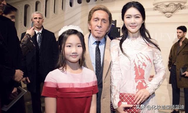 田海蓉惊艳拖地连衣裙高级照片,田海蓉薄纱连衣裙