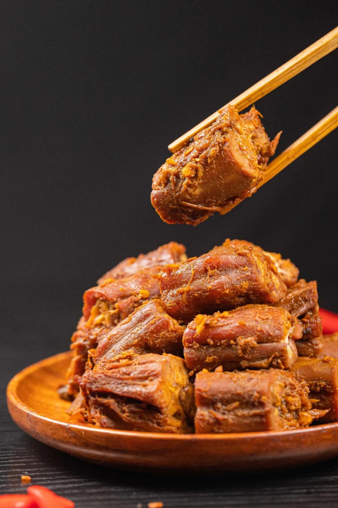 鸭脖鸭翅锁骨,绝味麻辣鸭脖锁骨鸭翅