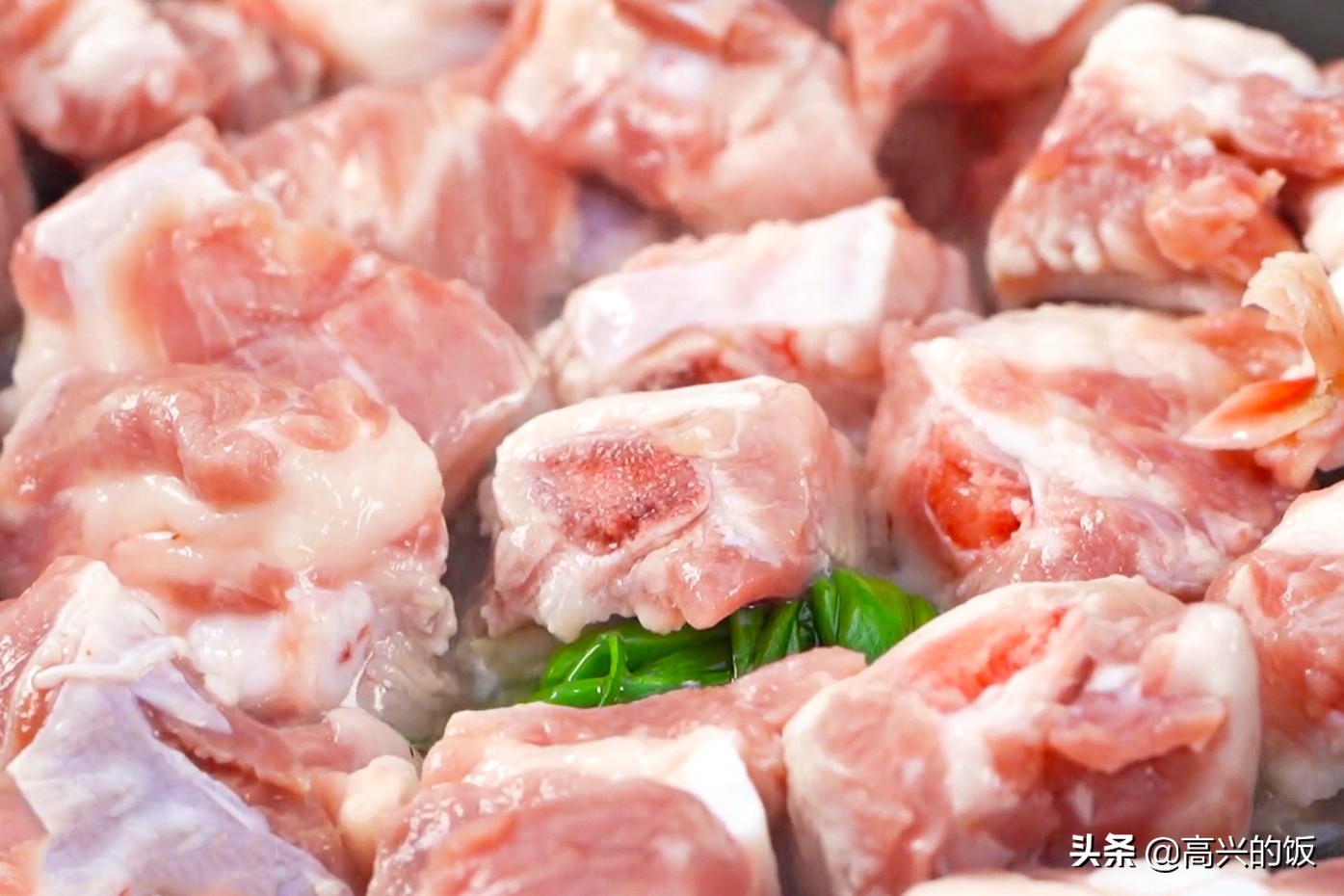 海带是怎么做软烂老人能吃,海带炖排骨汤怎么炖最好喝