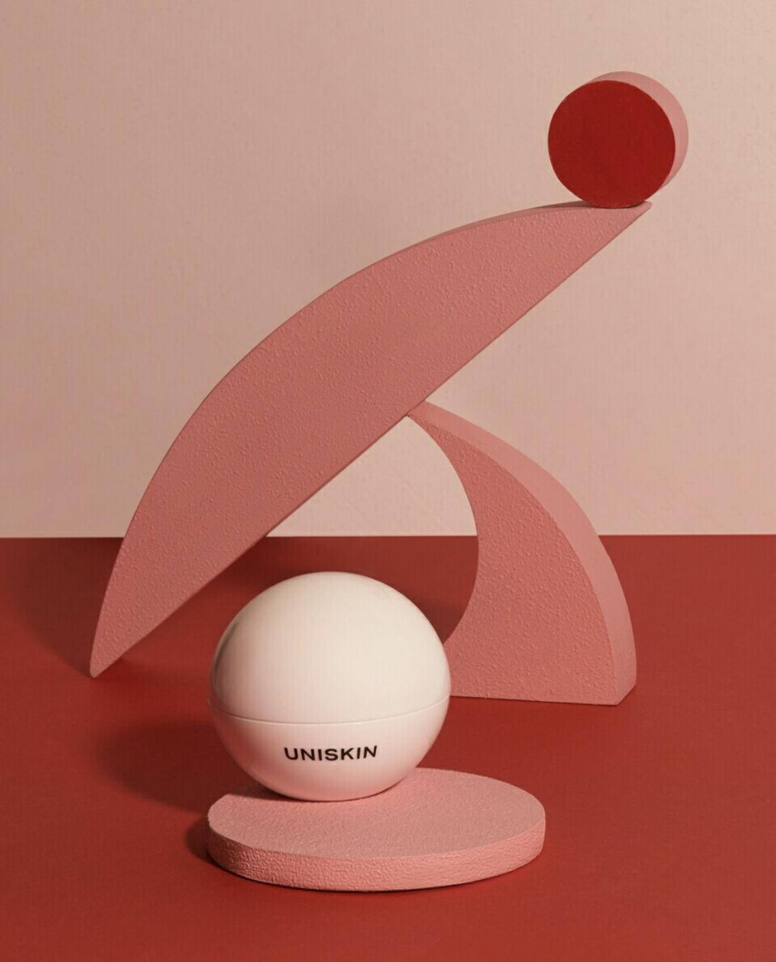 有句话说得好：美不美看脸，老不老看眼