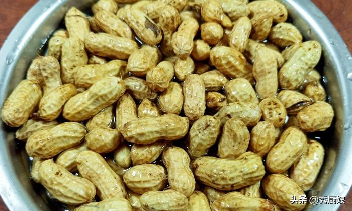 做水煮花生米家常做法,做水煮花生米做法