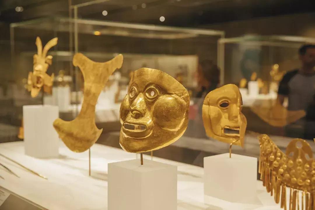 鐬掑ぉ杩囨捣鏃惰,鐬掑ぉ杩囨捣鏈嶈