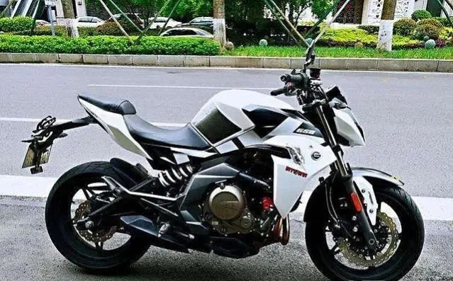 春风650nk问题还多吗,春风650nk适合进藏吗