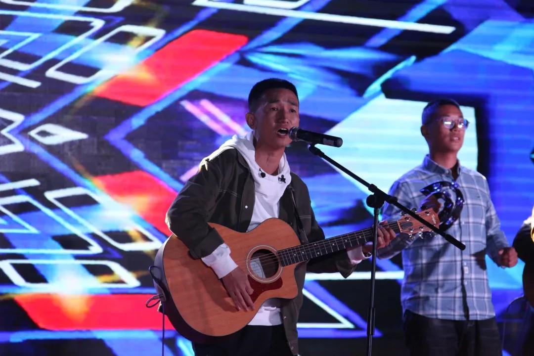 大唐阜新煤制天然气“奋进新时代砥砺再出发”——公司携手新邱区、工程公司举办迎国庆文艺汇演