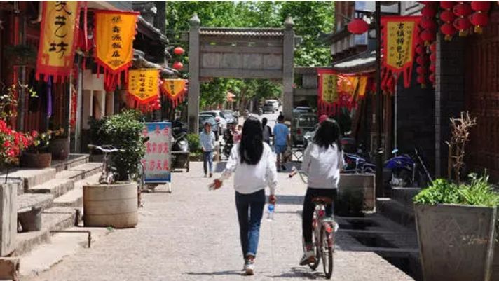 楚雄青山湖旅游度假区建设项目,楚雄州牟定庆丰湖旅游开发项目