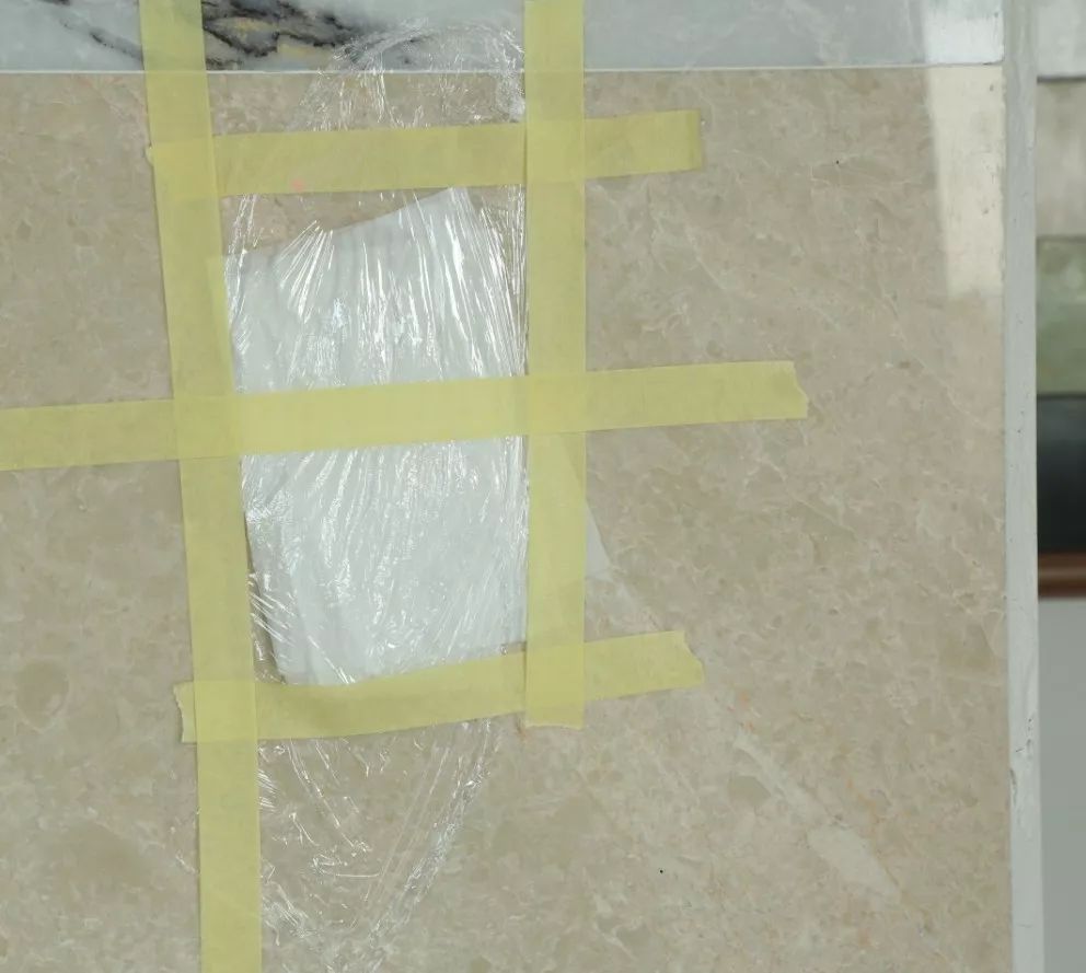 腻子上的水泥污渍怎么去除,装修完水泥腻子粉怎么清理