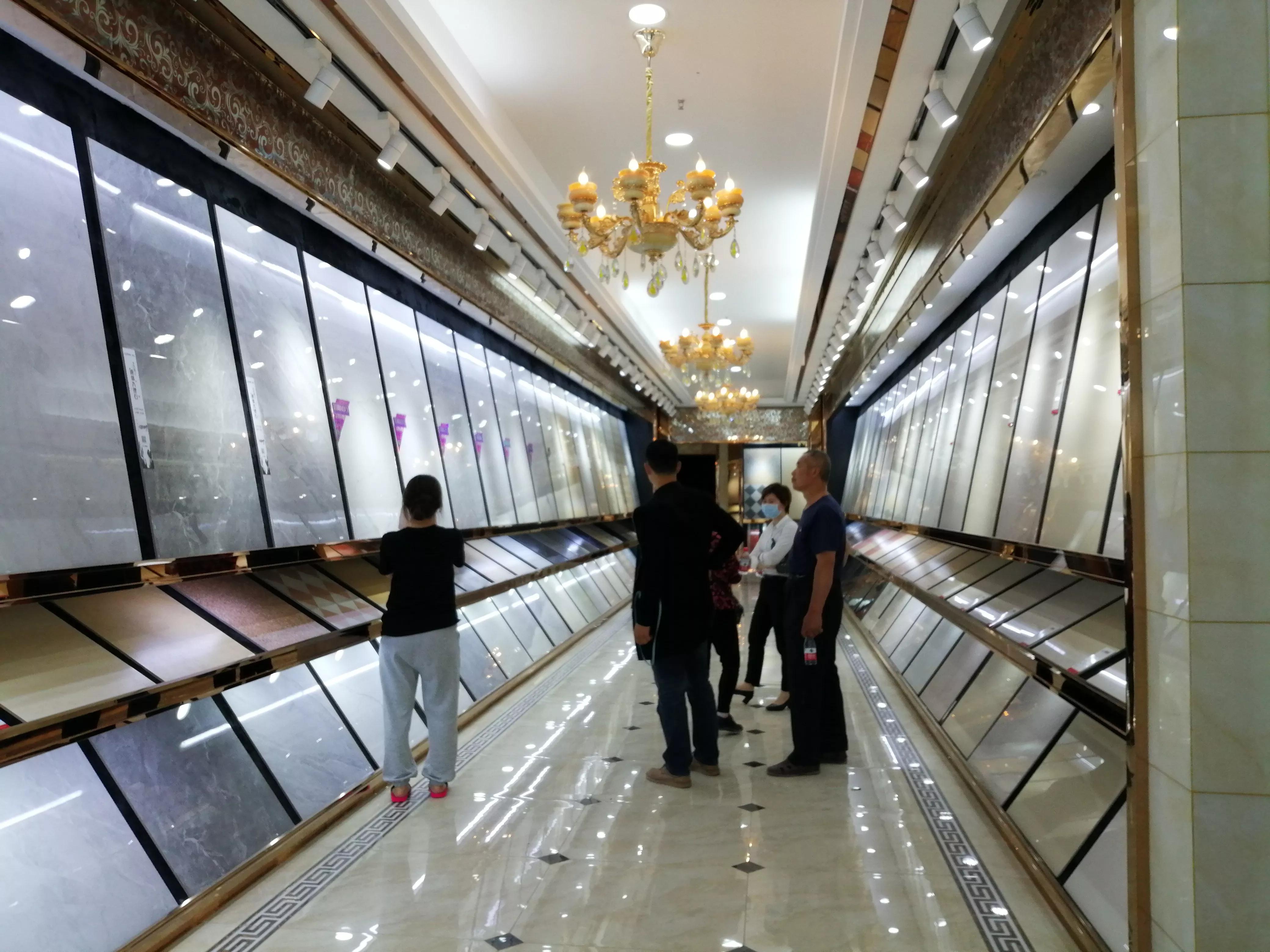 瓷砖价格高低的差别在哪里看呢,买瓷砖只有内行人知道的三个内幕