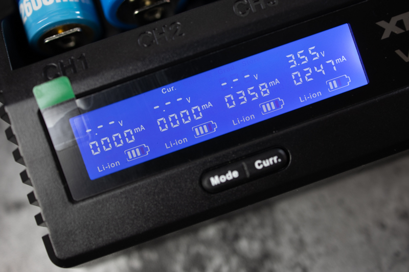 能够兼容所有手机快充的充电器,兼容各个手机快充的充电器