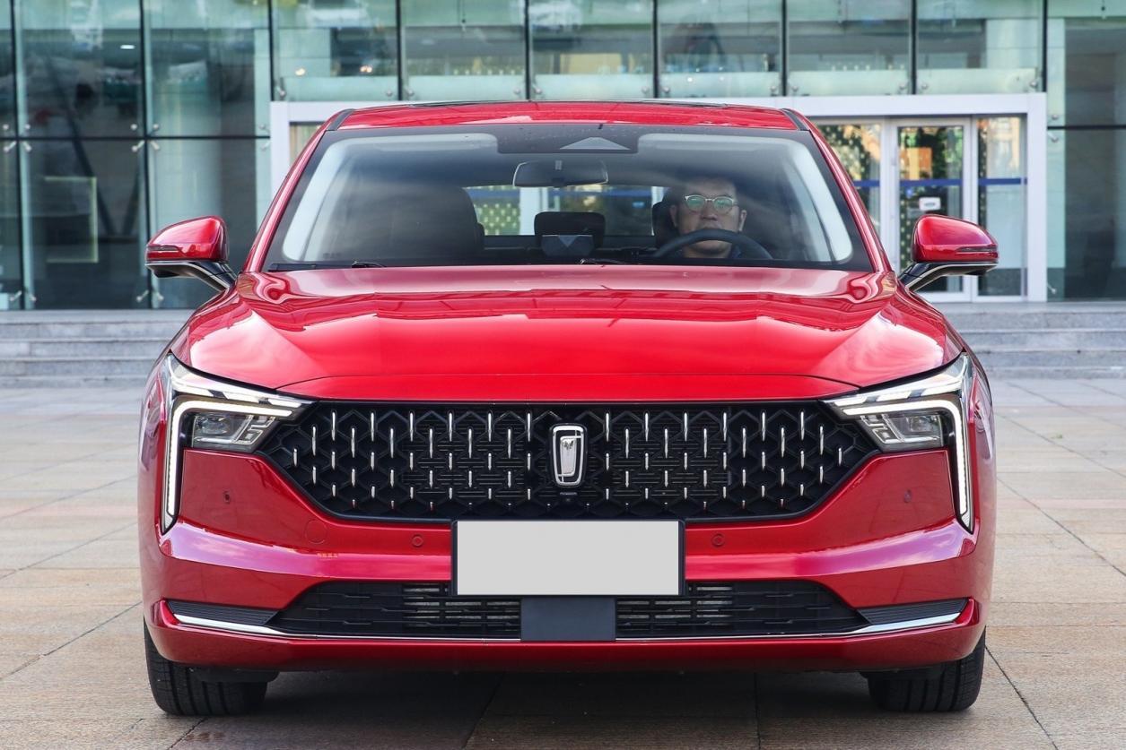 全新奔腾b70有几款车型,全新奔腾b70外观官图曝光