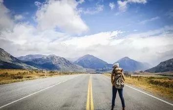 永远在路上谭栖文,永远在路上歌曲抖音