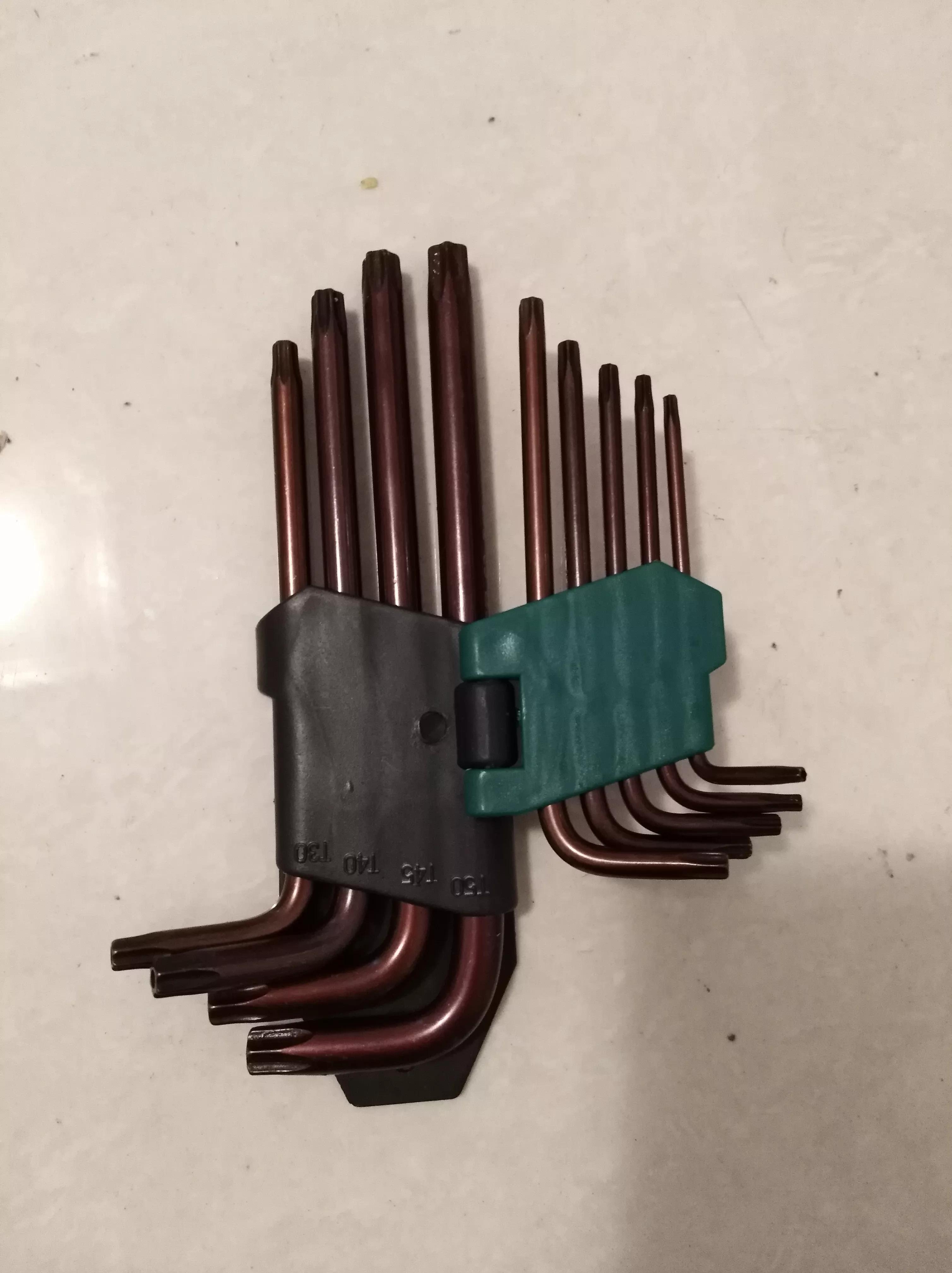 自己动手更换倒车影像摄像头，最省时间的操作，17款明锐斯柯达车