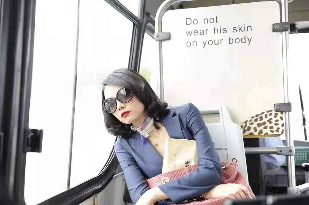 曝光关于鸿星尔克的视频 (鸿星尔克爆火之后的现状)