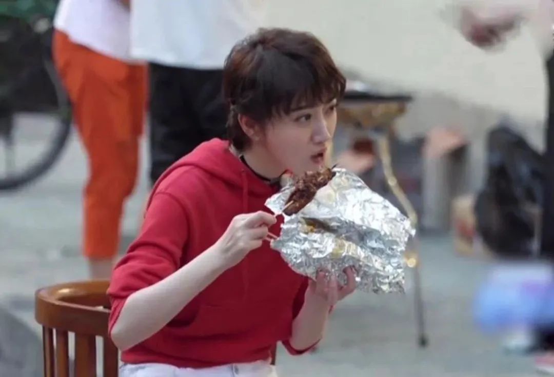 景甜上韩国热搜,景甜上海人间水蜜桃