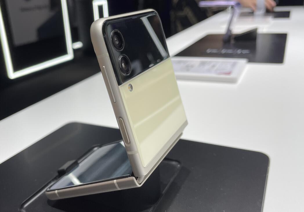 三星galaxyzfold3国行发布,三星galaxyzfold3全网通5g版