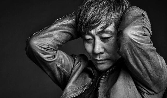 中国足坛第一浪子打架出轨还吸毒，当初那英看上他哪一点了？