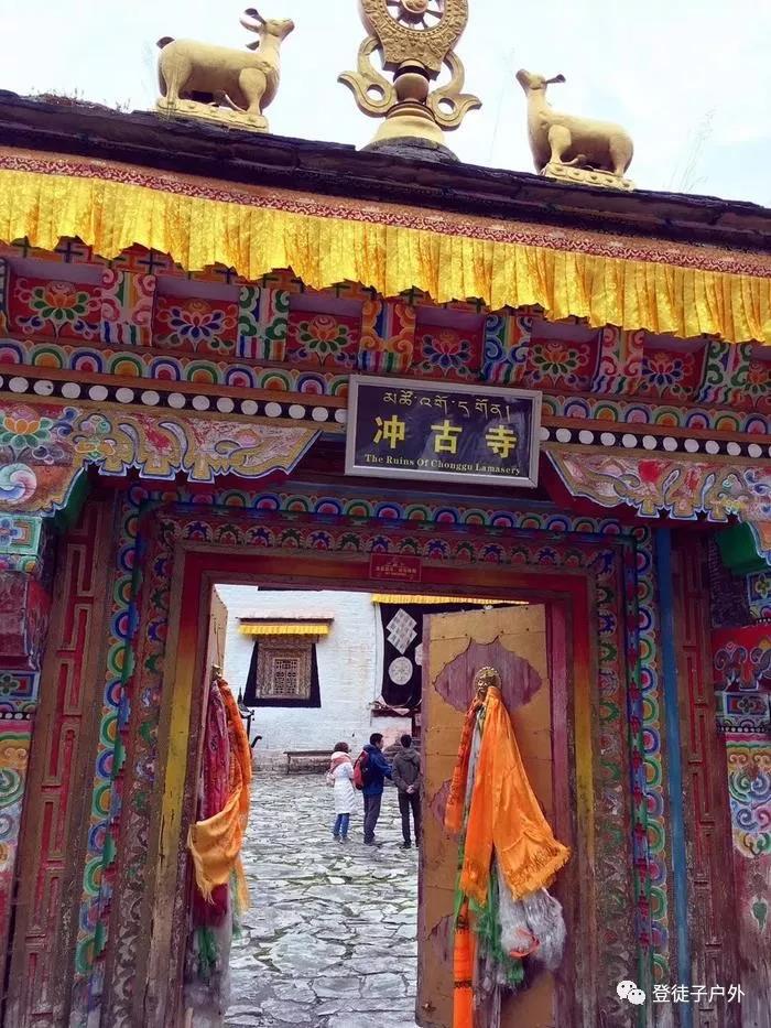 稻城亚丁游记完整版,稻城亚丁游记1000字