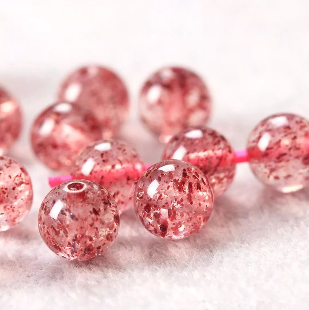 草莓晶与粉晶有什么区别,草莓晶是粉透的好还是红润的好