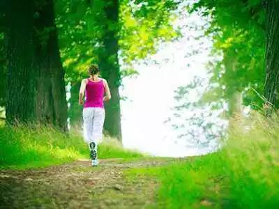 快走不怎么累,快走走多久比较好