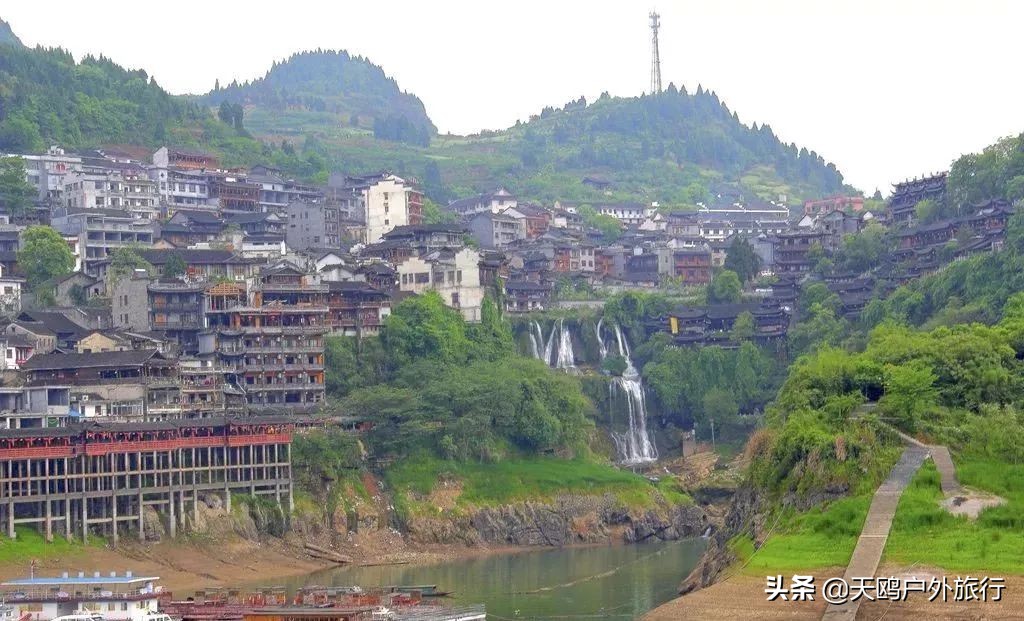 电影芙蓉镇取景地,芙蓉镇的拍摄背景